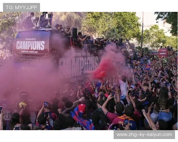 巴塞罗那边路推进配合极具威慑力